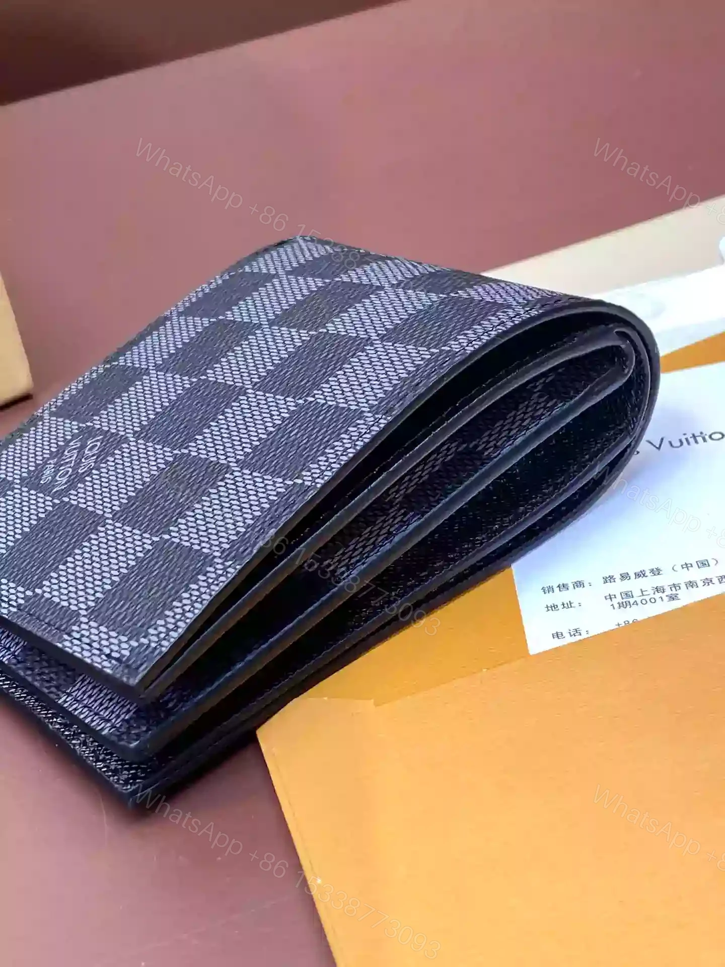 View 4 of LV AMERIGO WALLET DAMIER GRAPHITE CANVAS – RRG096
