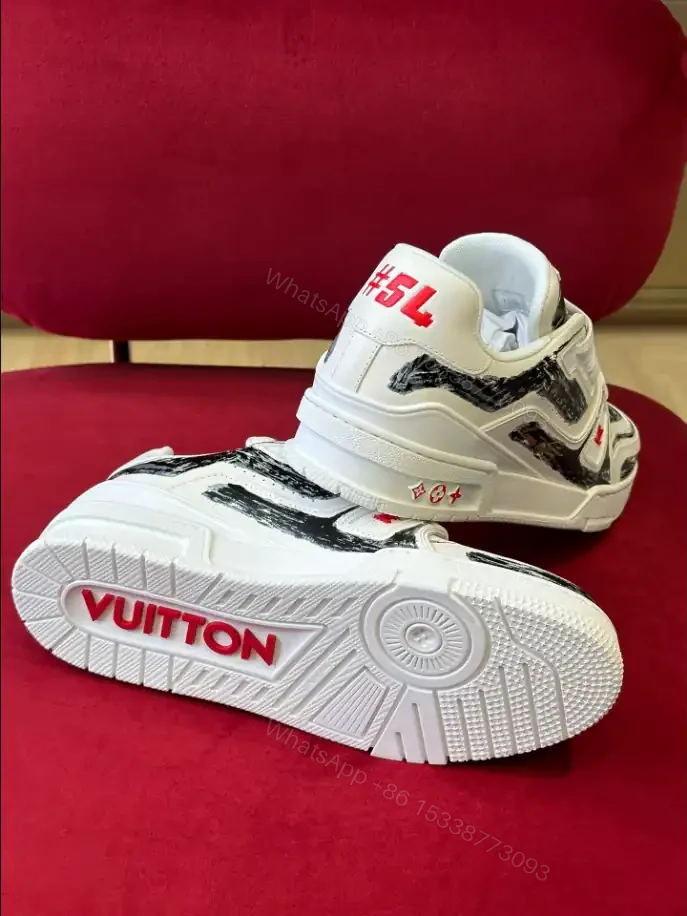 View 9 of LV TRAINER SNEAKER – LSVT431