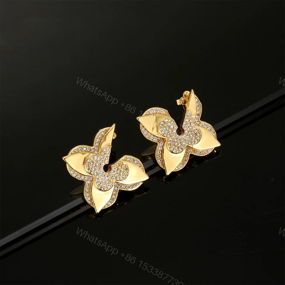 View 7 of LV MEDAILLON EARRINGS