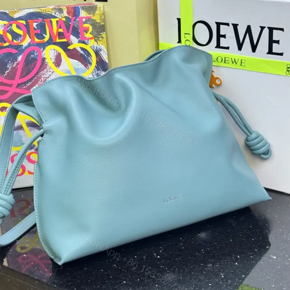 View 4 of 高仿Loewe*Flamenco系列4412小牛皮雲朵包水藍色中號免檢版