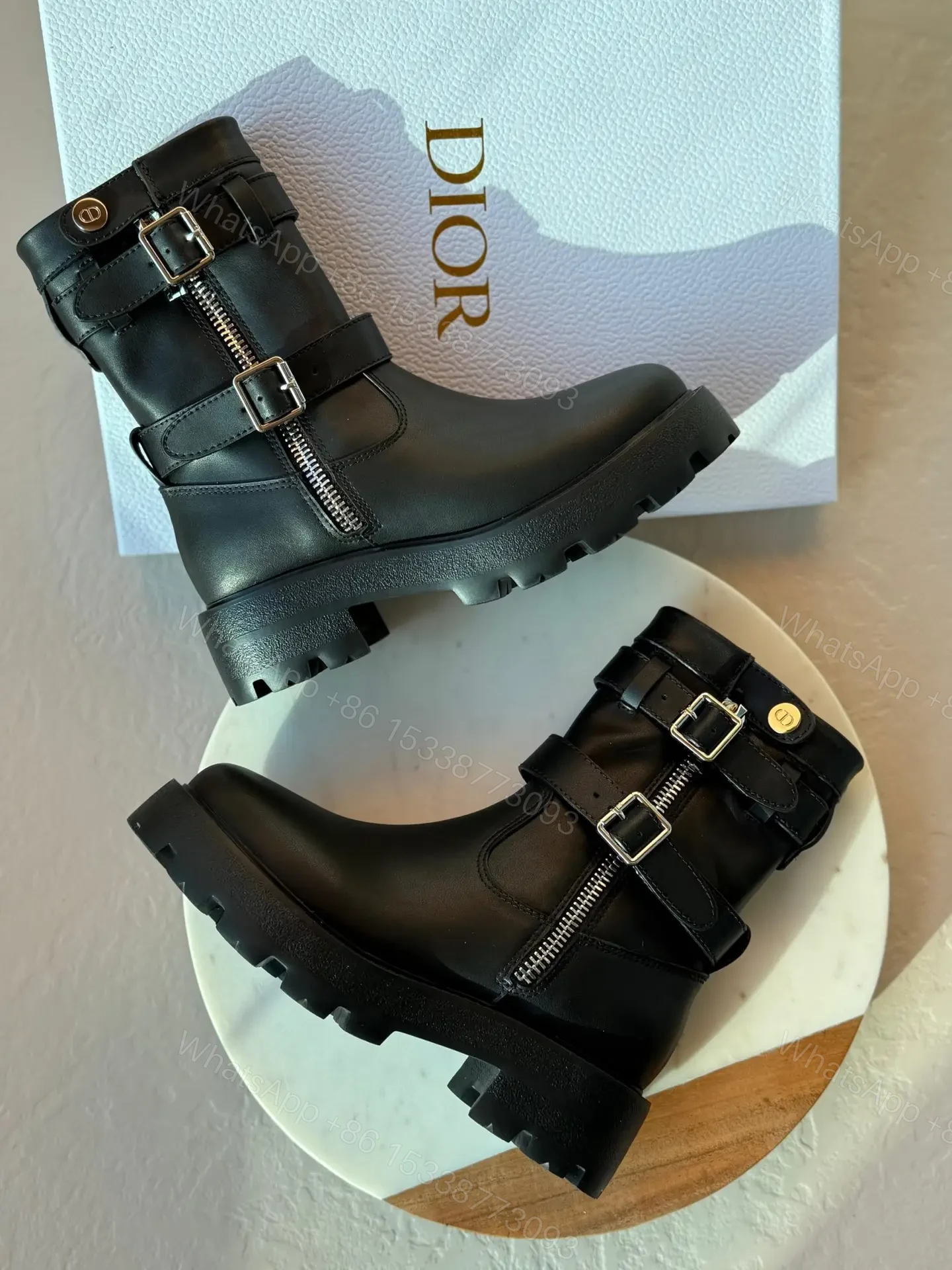 DIOR — view 1