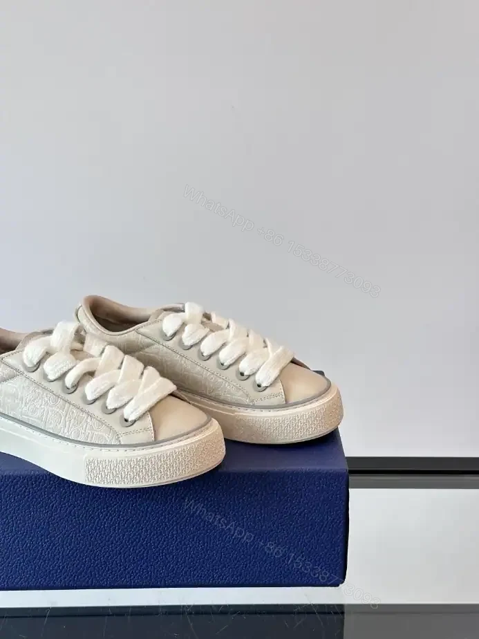 View 8 of DIOR B33 SPIN SNEAKERS BEIGE GRAINED CALFSKIN AND BEIGE GRAVITY OUTLINE LEATHER – CD201