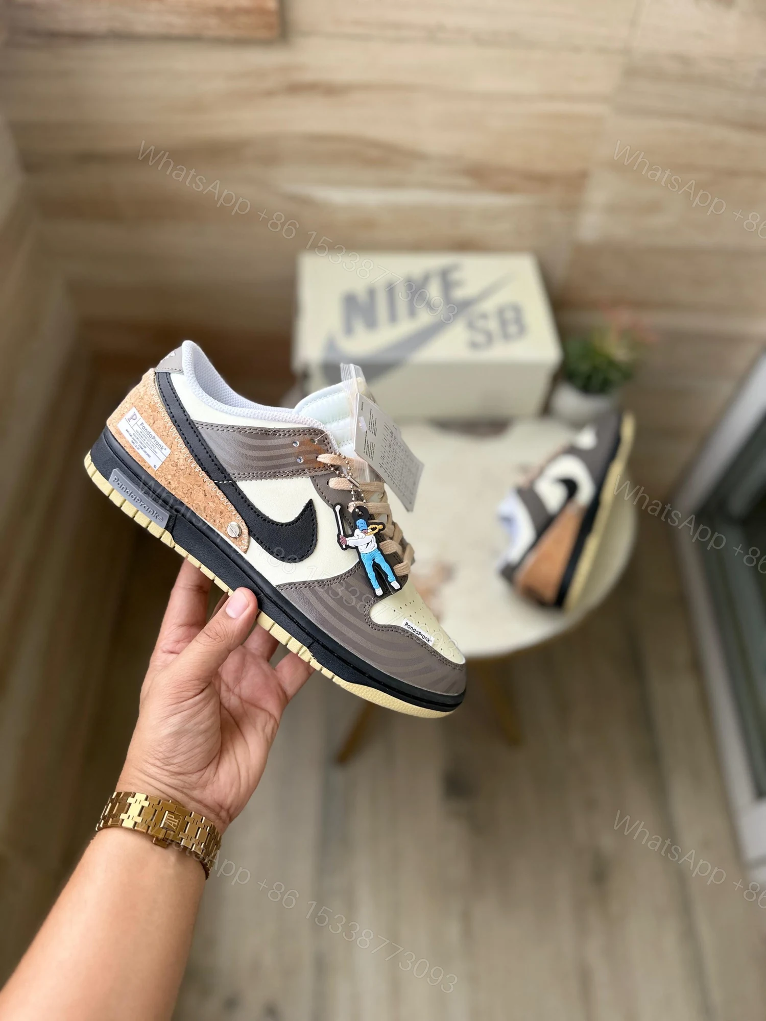 View 7 of FIRST COPY NIKE SB DUNK PANDAPRANK 2025