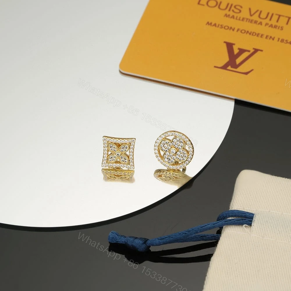 View 6 of Louis Vuitton Idylle Blossom Stud Earrings Gold And Diamonds