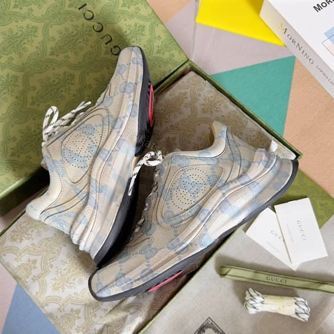 View 4 of MEN’S GUCCI RUN SNEAKER – GC142