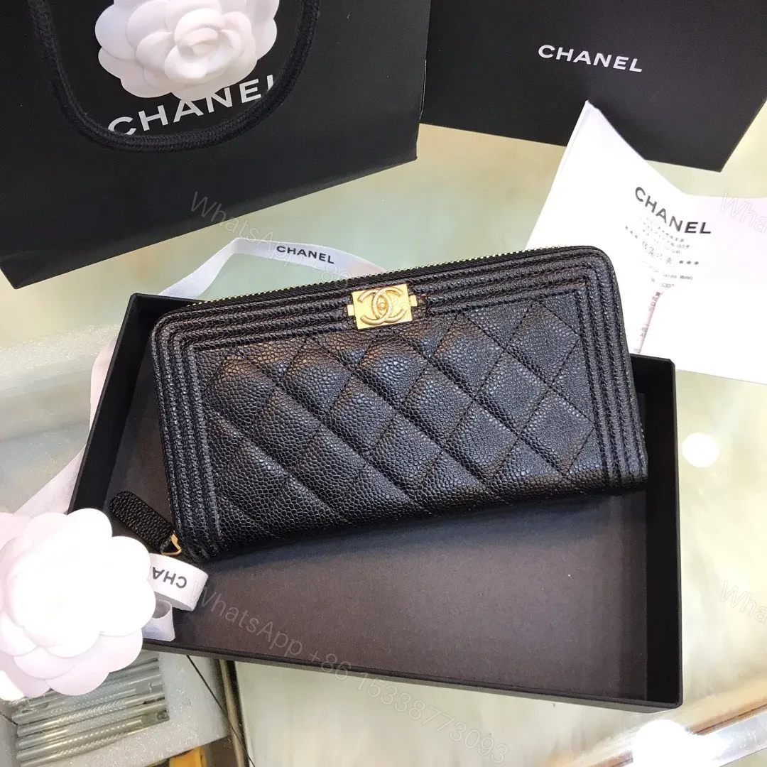 Chanel Wallet Black Grained Leather Gold Lock 19×10.5cm — view 1
