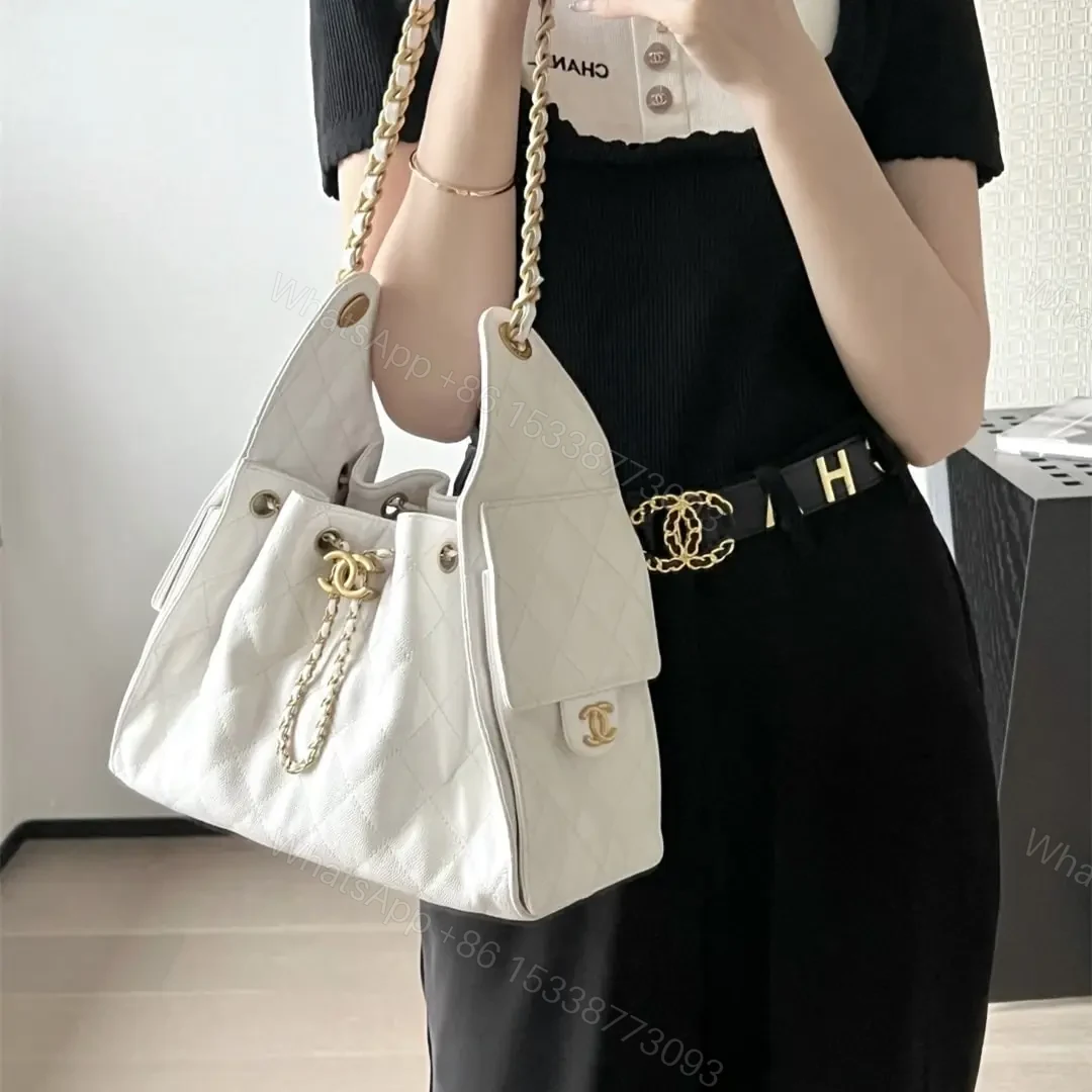 View 25 of 高仿Chanel*25S系列AS5293小牛皮腋下單肩包小號白色免檢版