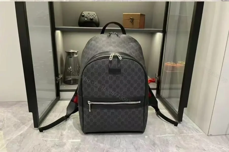 GUCCI — view 1