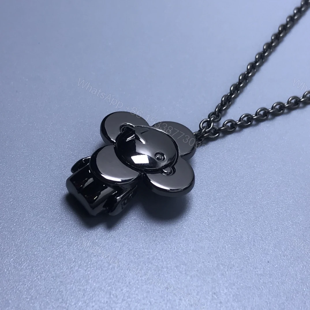 View 3 of EN – Lux LV Necklaces 047