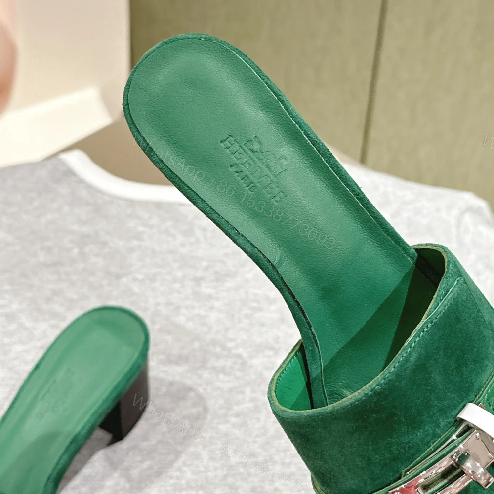 View 4 of 高仿Hermes*H232132ZI0粗跟一字拖鞋麂皮緞面綠色5CM免檢版