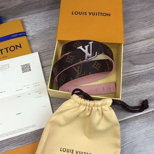 View 5 of LOUIS VUITTON LV INITIALES 30MM REVERSIBLE – B123