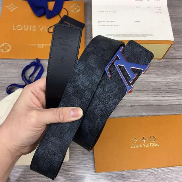 View 9 of LOUIS VUITTON INITIALES 40MM REVERSIBLE DAMIER INFINI LEATHER BELT – B84