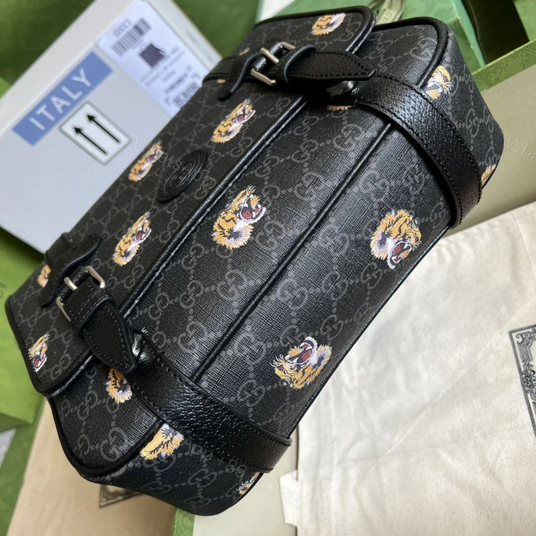 View 9 of GG Supreme shoulder bag
