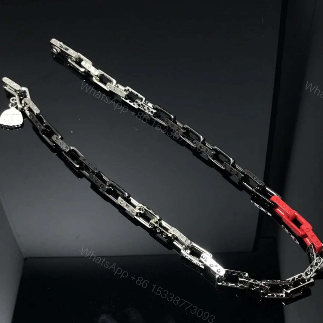 View 2 of EN – Lux LV Necklaces 041