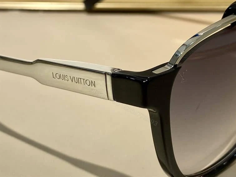 View 4 of LV SUNGLASSES – GLVT06