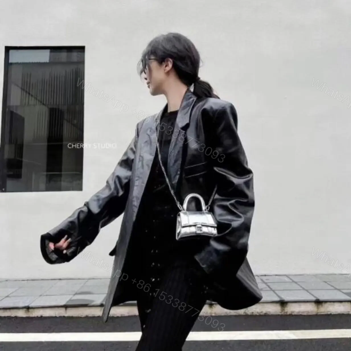 View 19 of 高仿Balenciaga*Nano系列迷你沙漏包銀色