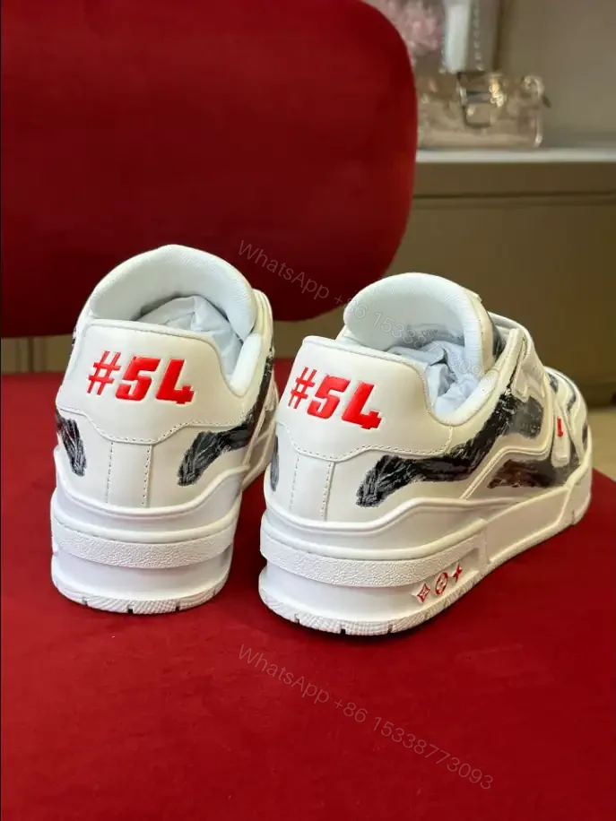 View 6 of LV TRAINER SNEAKER – LSVT431