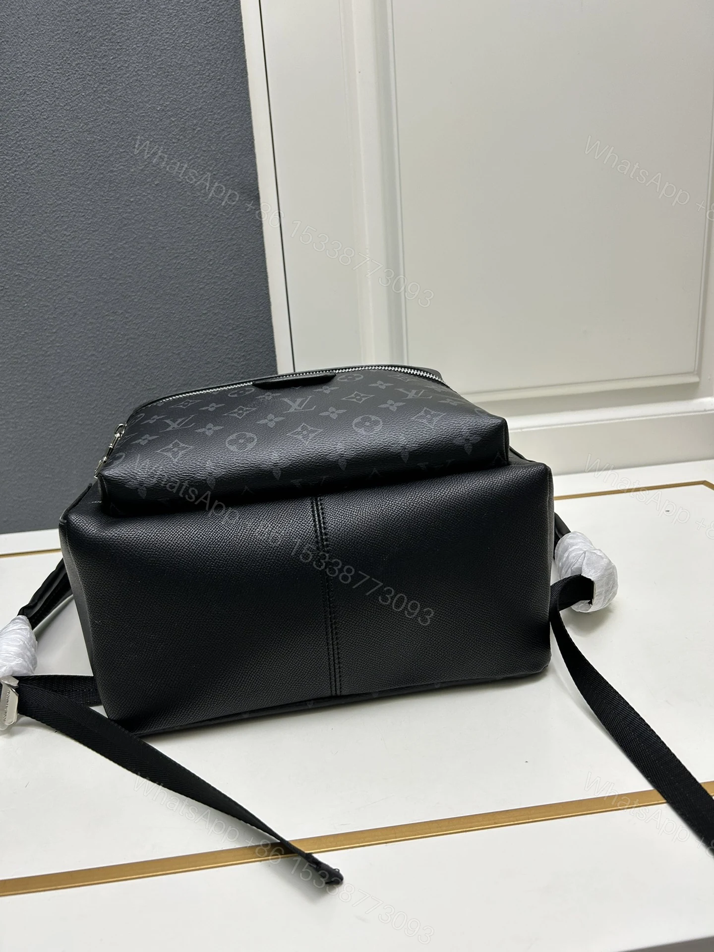 View 7 of LOUIS VUITTON DISCOVERY BACKPACK PM COBALT