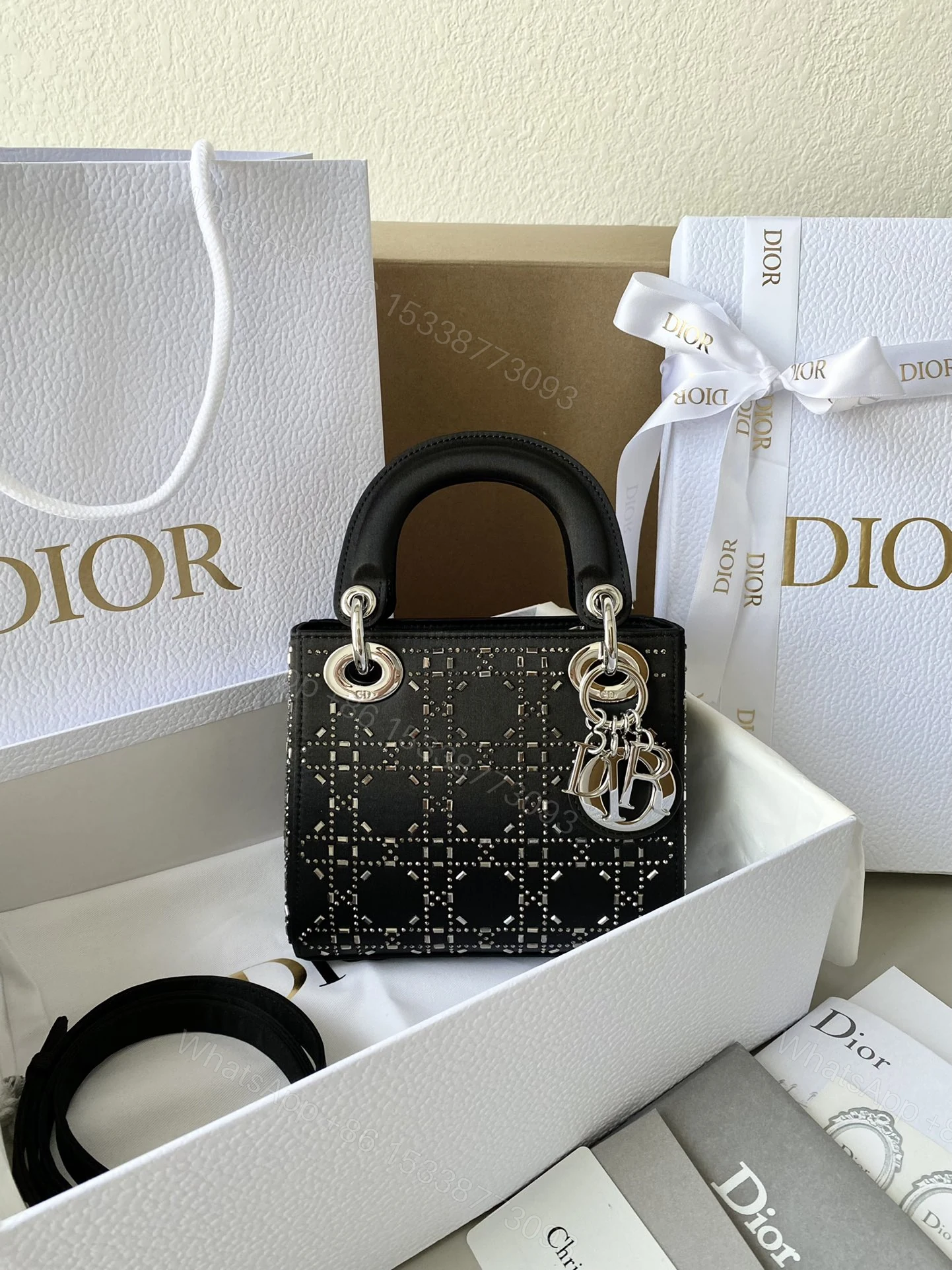 Dior 一比一 女款 Lady 黑色字母格紋手提包 高級百搭款 — view 1