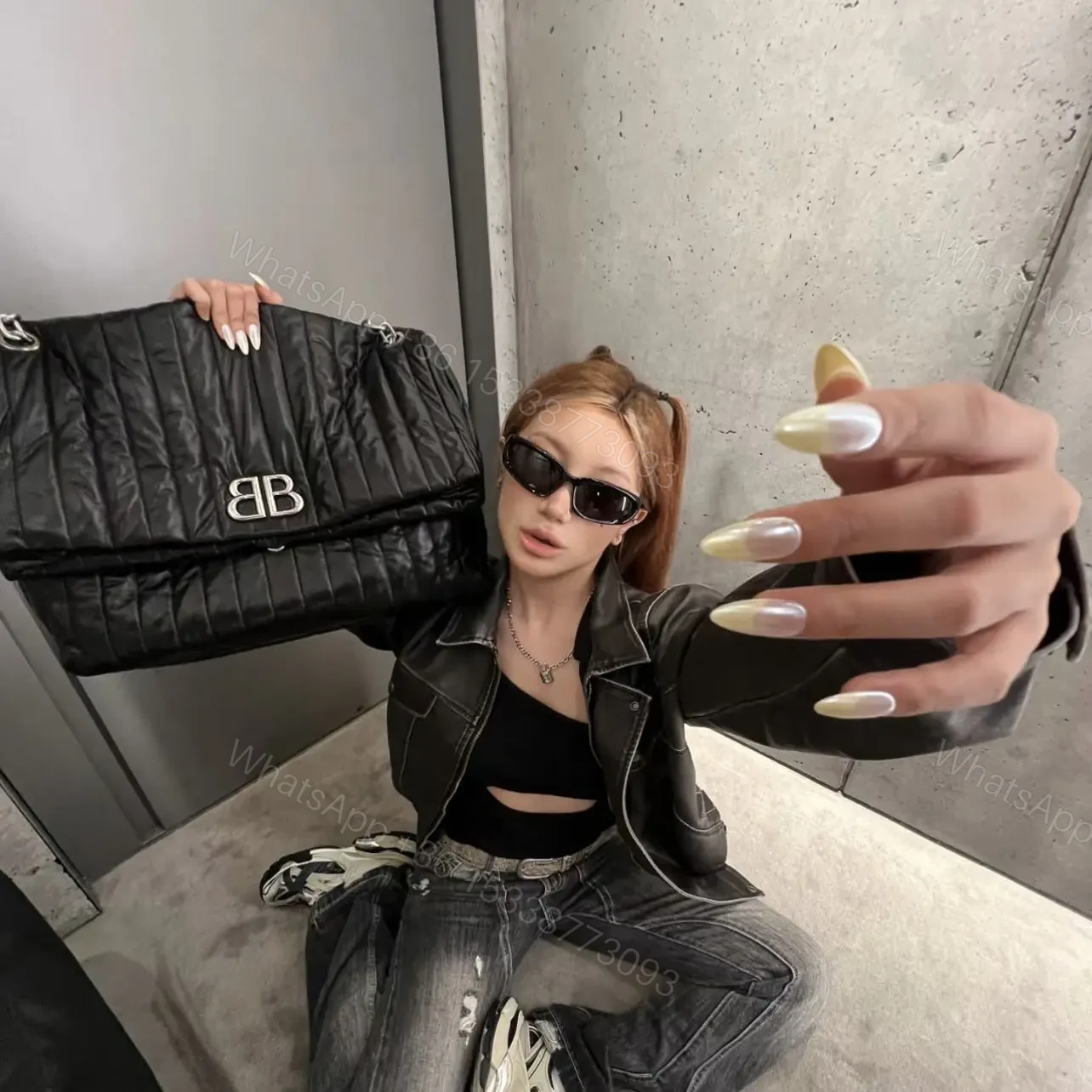 View 14 of 高仿Balenciaga*Monaco系列衍縫線牛皮單肩包m