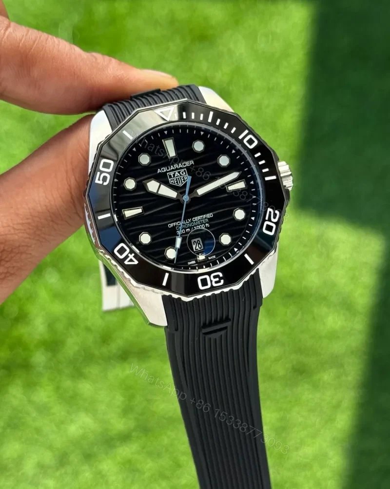 Tag Heuer Aquaracer 7A Black Dial Automatic — view 1