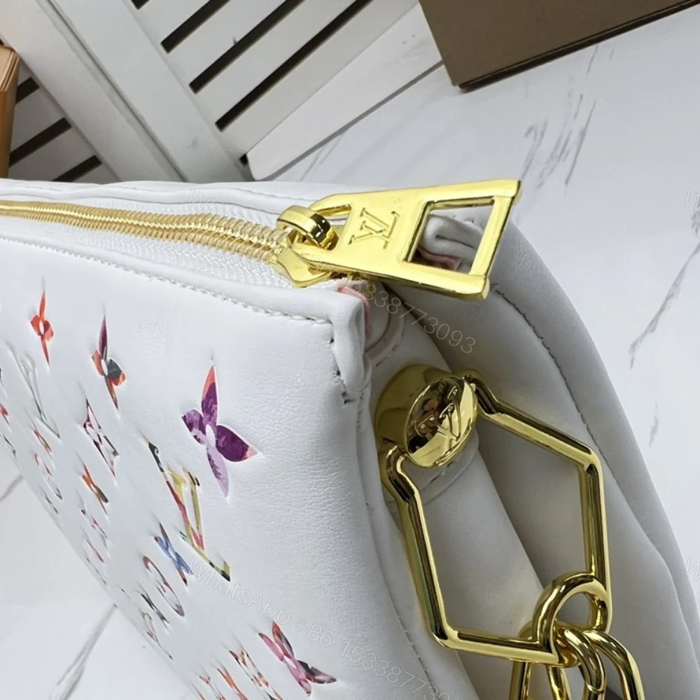 View 6 of Louis Vuitton Bolso Coussin PM White 26Cm M21209