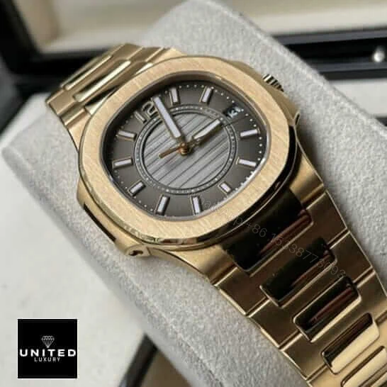 View 9 of Patek Philippe Nautilus 7011/1R-010 Replica
