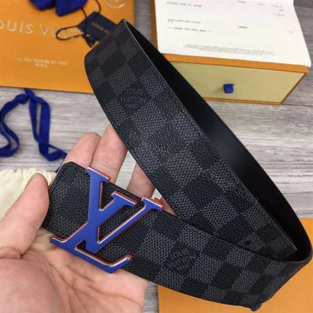 View 10 of LOUIS VUITTON INITIALES 40MM REVERSIBLE DAMIER INFINI LEATHER BELT – B87