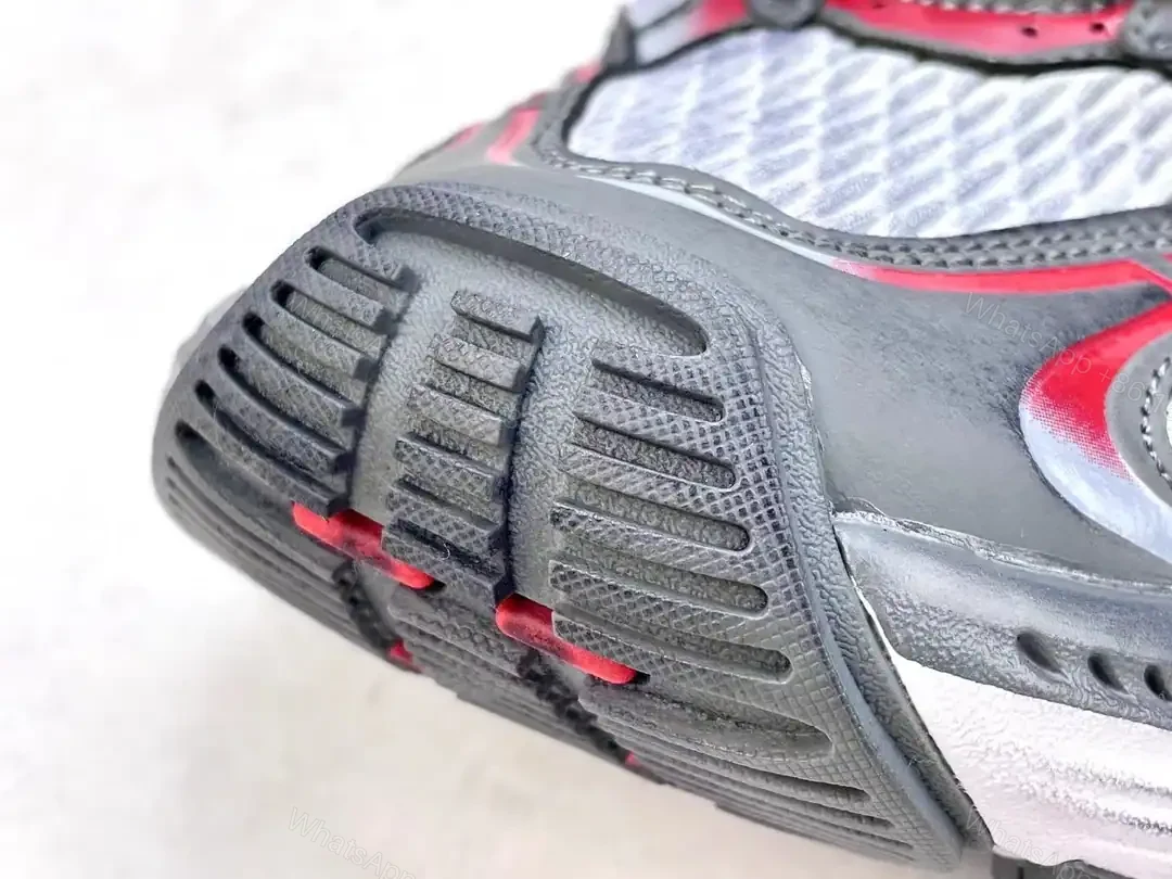 View 4 of BALENCIAGA MEN’S 10XL SNEAKER IN GREY/WHITE/RED – BB271