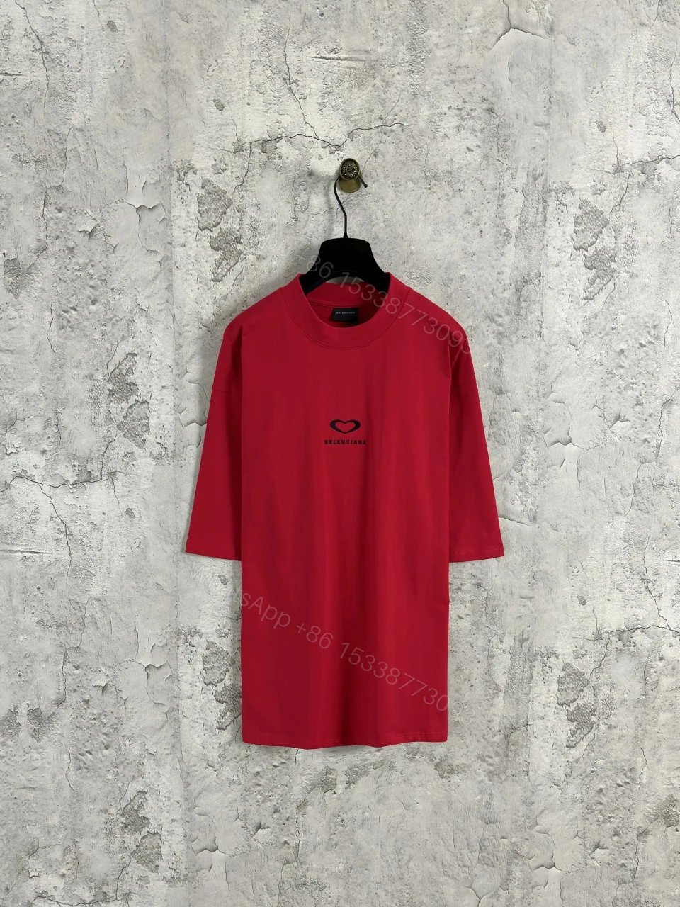 Balenciaga 高仿 男款 愛心LOGO寬鬆短袖T恤 潮流百搭款 — view 1