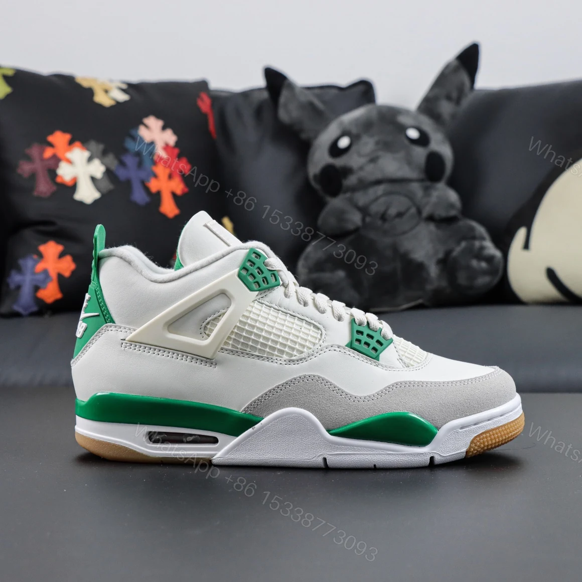 View 2 of Nike SB x Air jordan 4 Retro “Pine Green” Reps