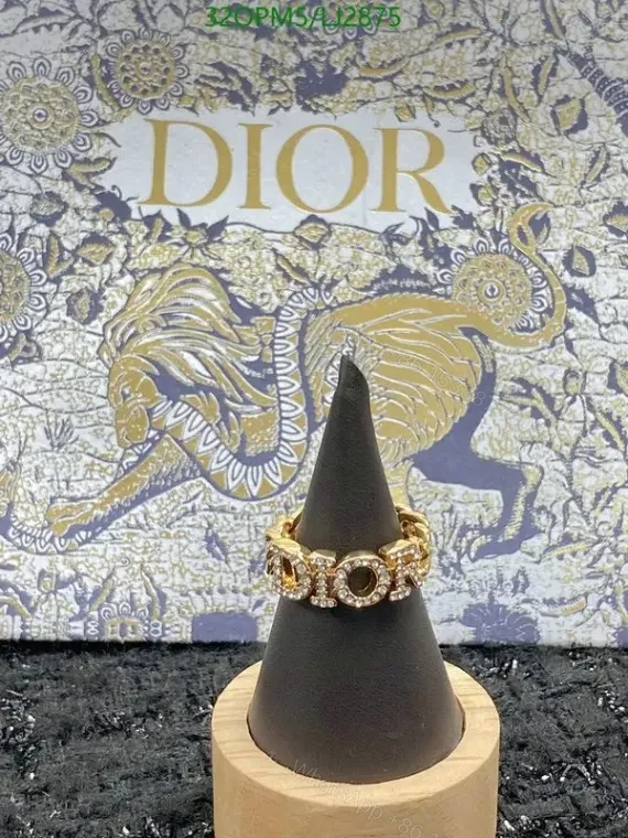 Replica Dio(r)evolution Ring Gold Finish Metal – Model LJ28755 — view 1