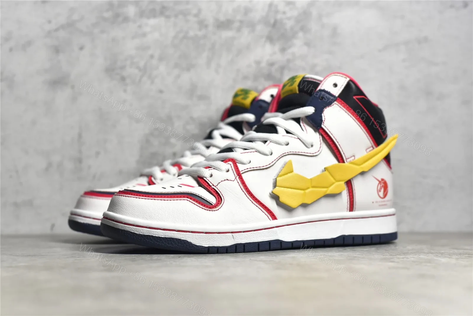 View 2 of DUNK SB HIGH RX-0 UNICORN GUNDAM