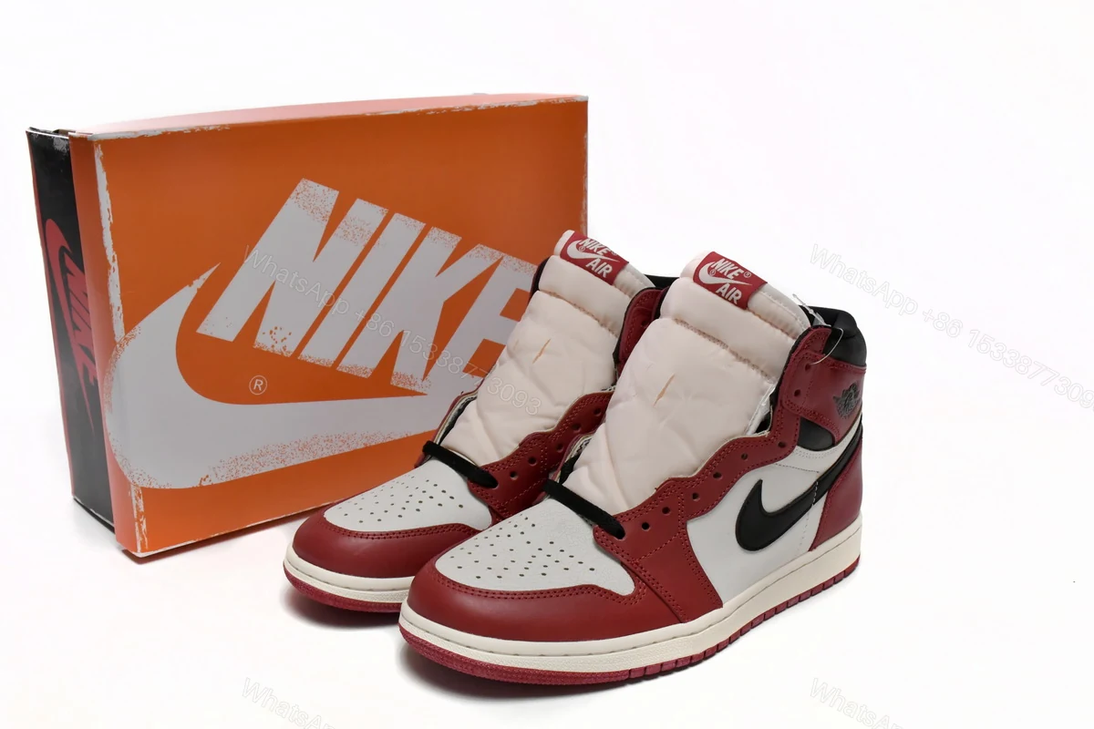 Air Jordan 1 Retro High Chicago Lost and Found DZ5485-612 — view 2