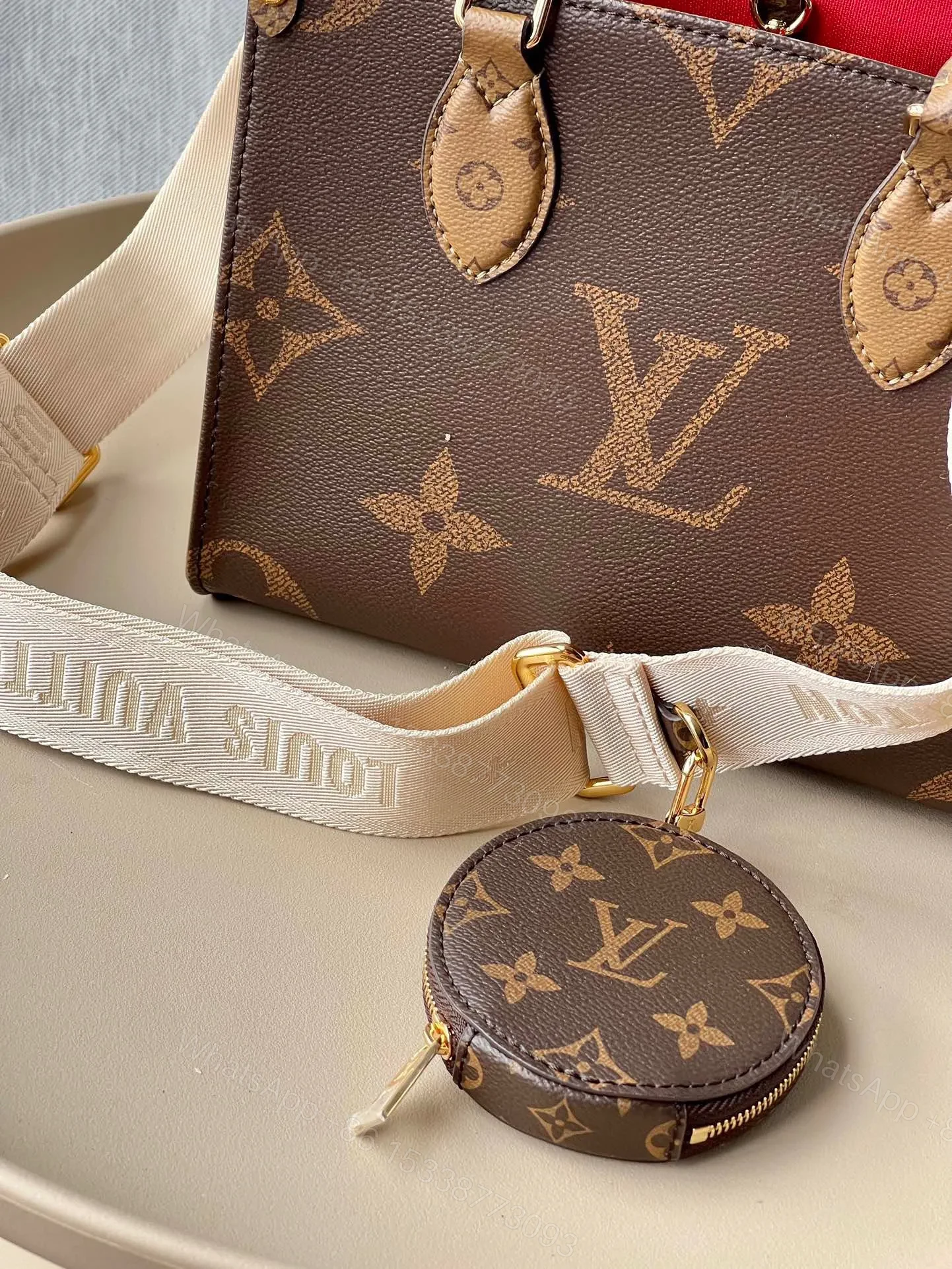 View 7 of Louis Vuitton LV On The Go Like Auth Handbags LV Pattern 25x19x11.5cm
