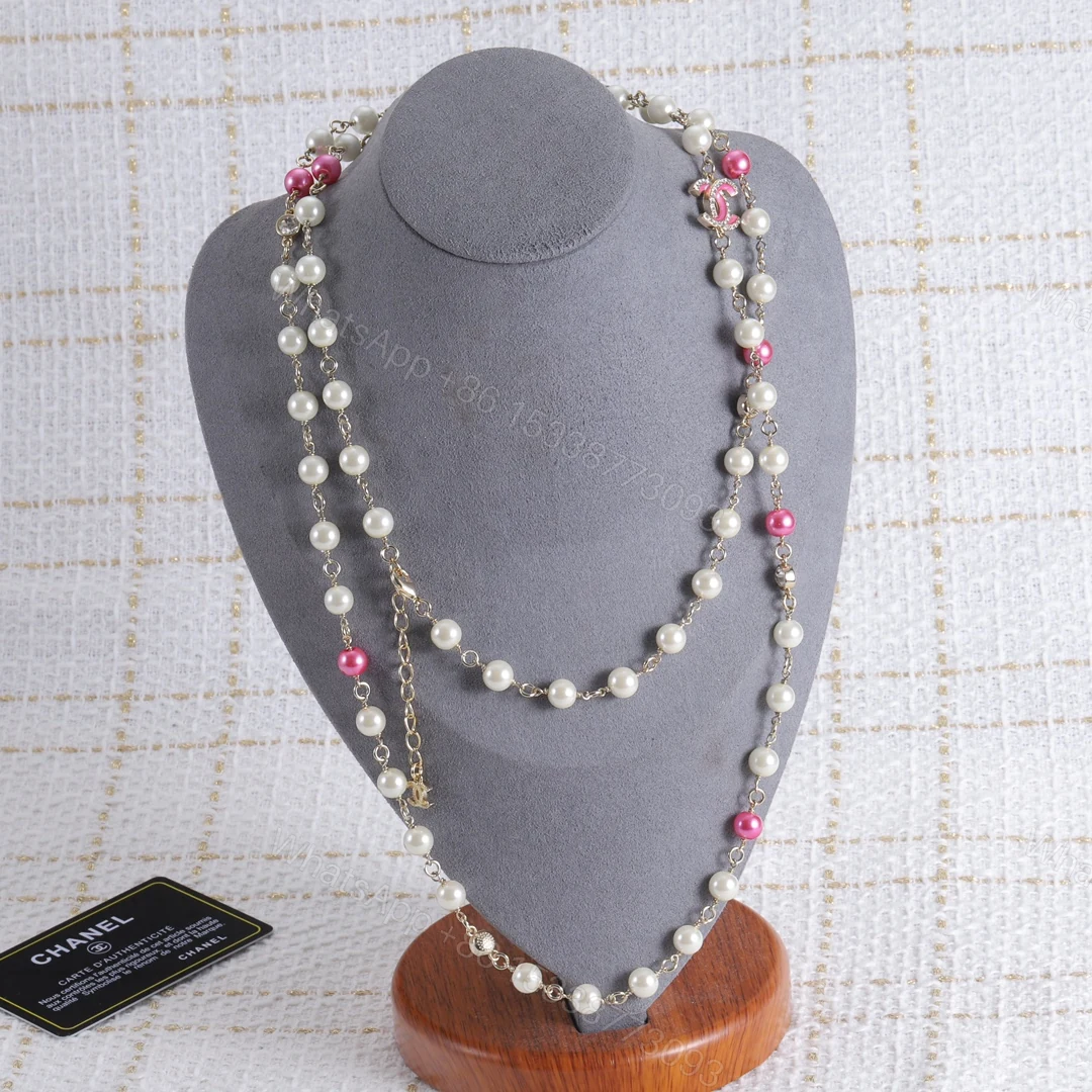 View 2 of EN – Lux Chanel Necklaces 003