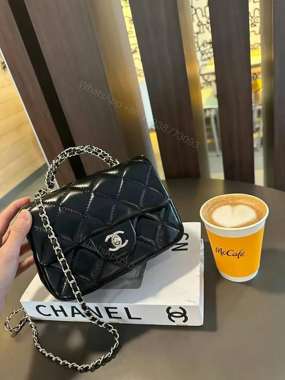 CHANEL — view 1