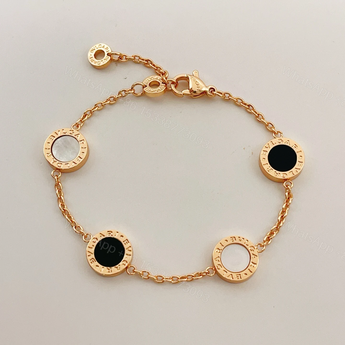 BVLGARI A貨女士手鍊圓形LOGO設計時尚百搭款 — view 1