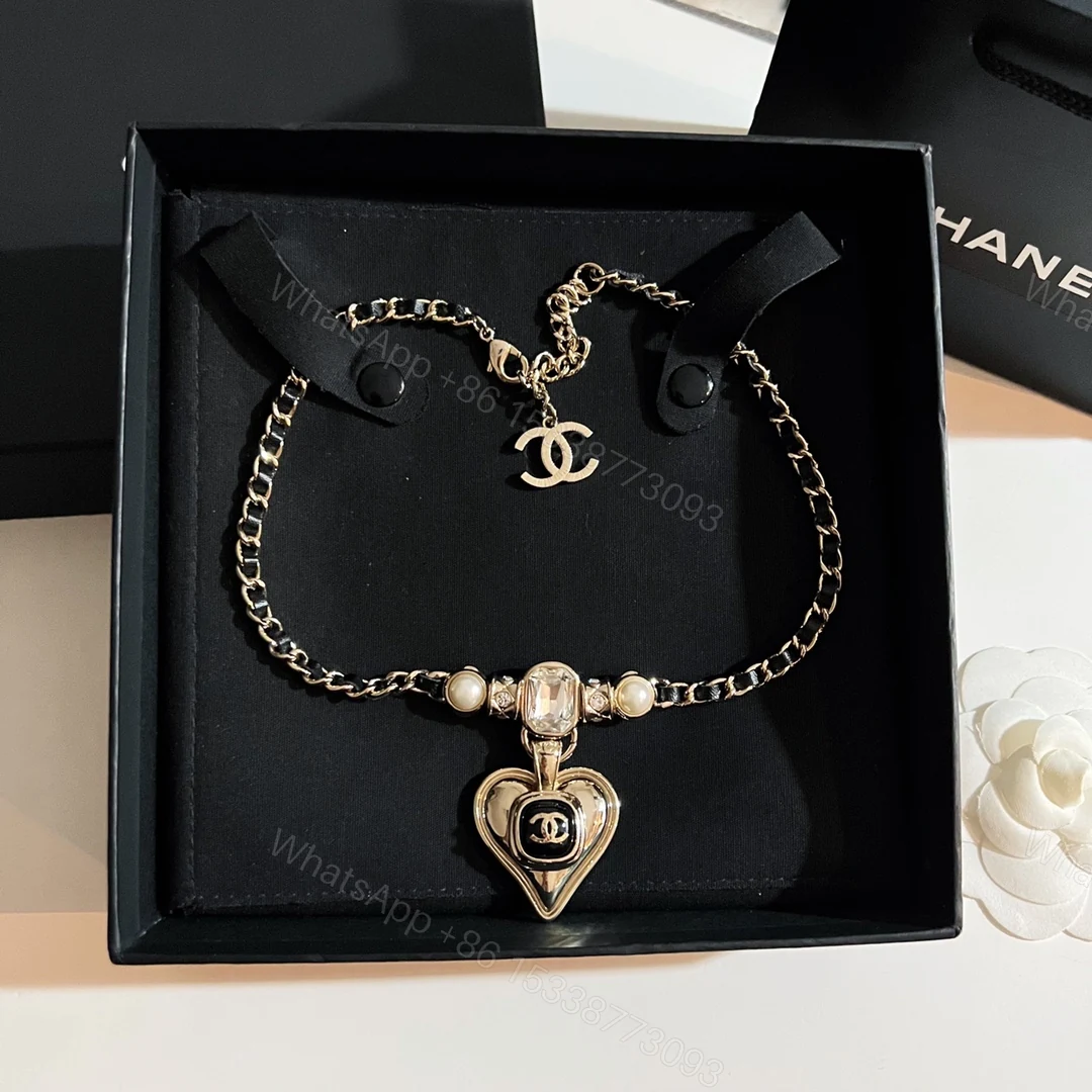 View 3 of EN – Lux Chanel Necklaces 031