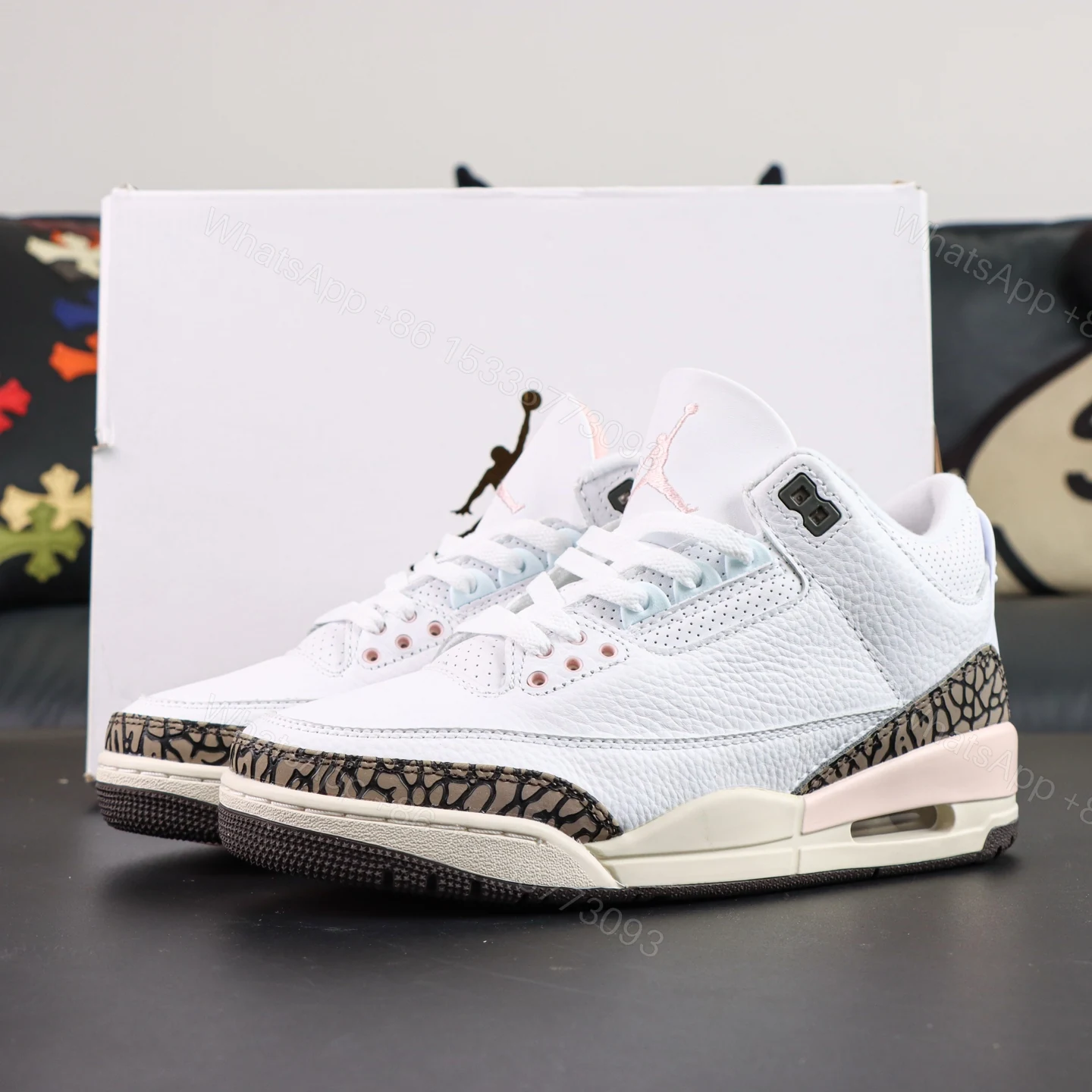 Air Jordan 3 Retro Neapolitan Dark Mocha — view 1