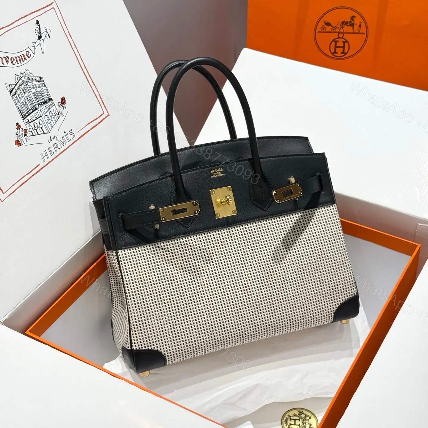 HN 30CM IN BLACK SWIFT WHITE BLACK PLAID TOILE CANVAS — view 1