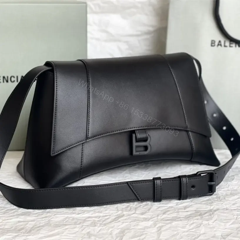 View 8 of 高仿BalenciagaDowntown系列沙漏包黑色M