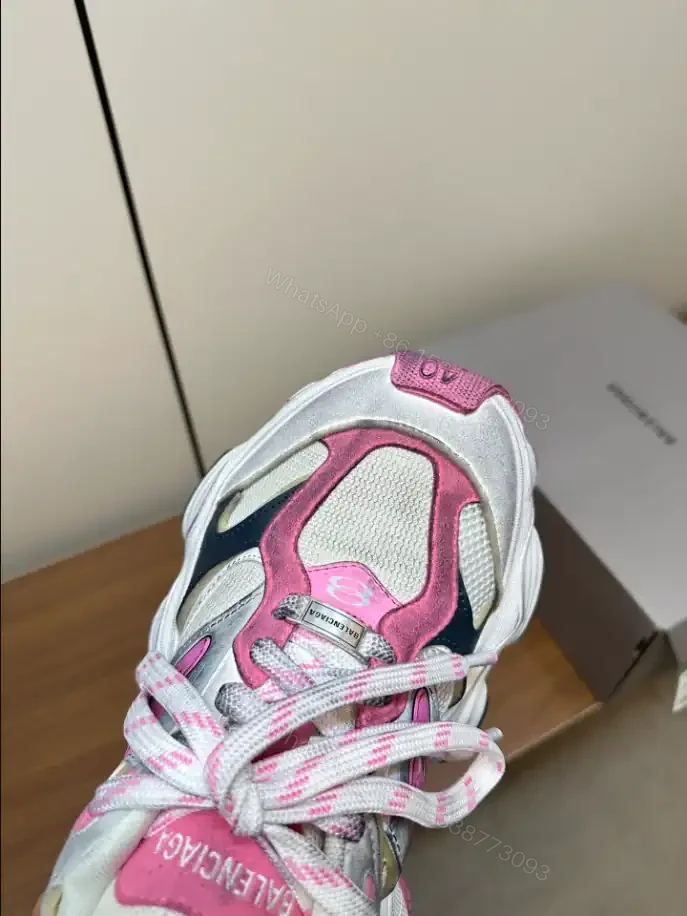 View 6 of BALENCIAGA CARGO SNEAKER – BB239