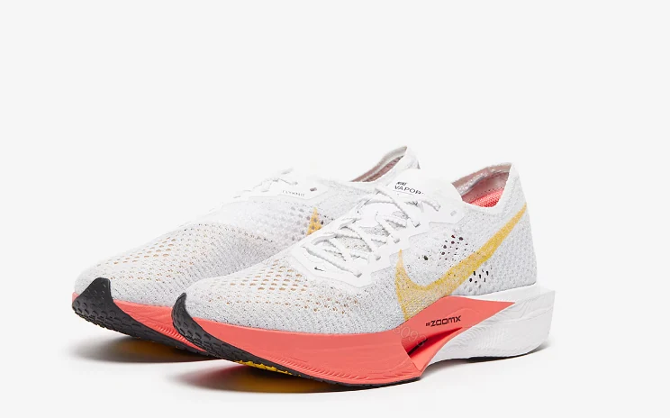 View 5 of Nike ZoomX Vaporfly NEXT% 3