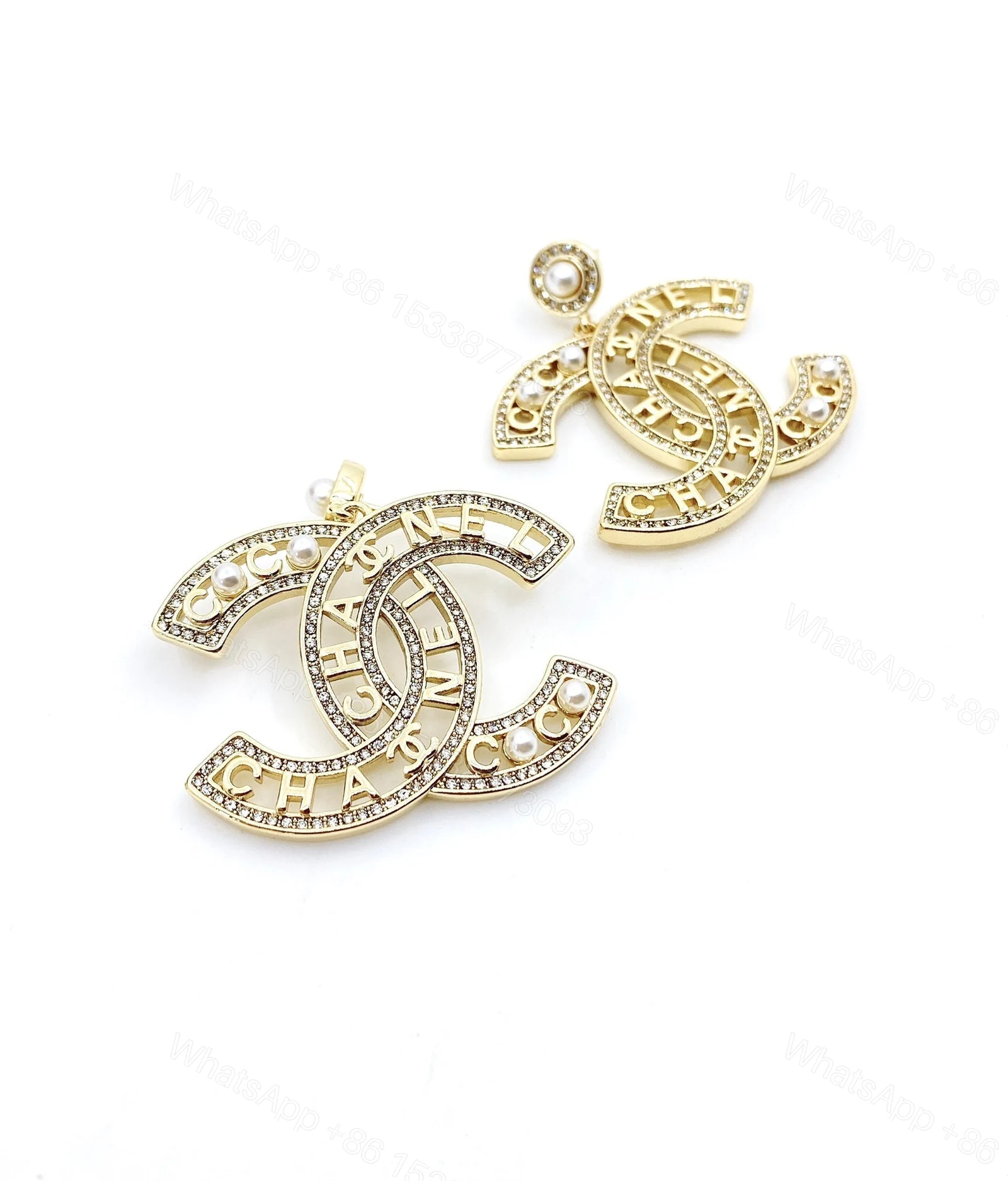 View 2 of EN – Lux Earring Chanel 027