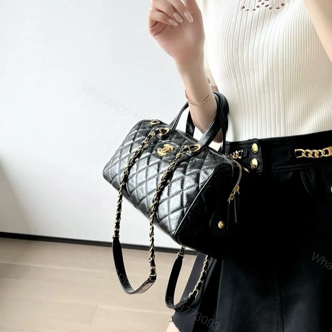 View 18 of 高仿Chanel*25A系列AS5579保齡球手提包黑色大號免檢版