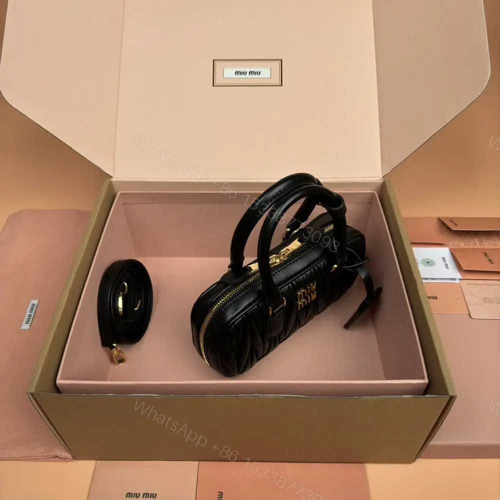 View 4 of 高仿miumiu*Arcadie系列5BP088小羊皮手袋黑色Mini免檢版
