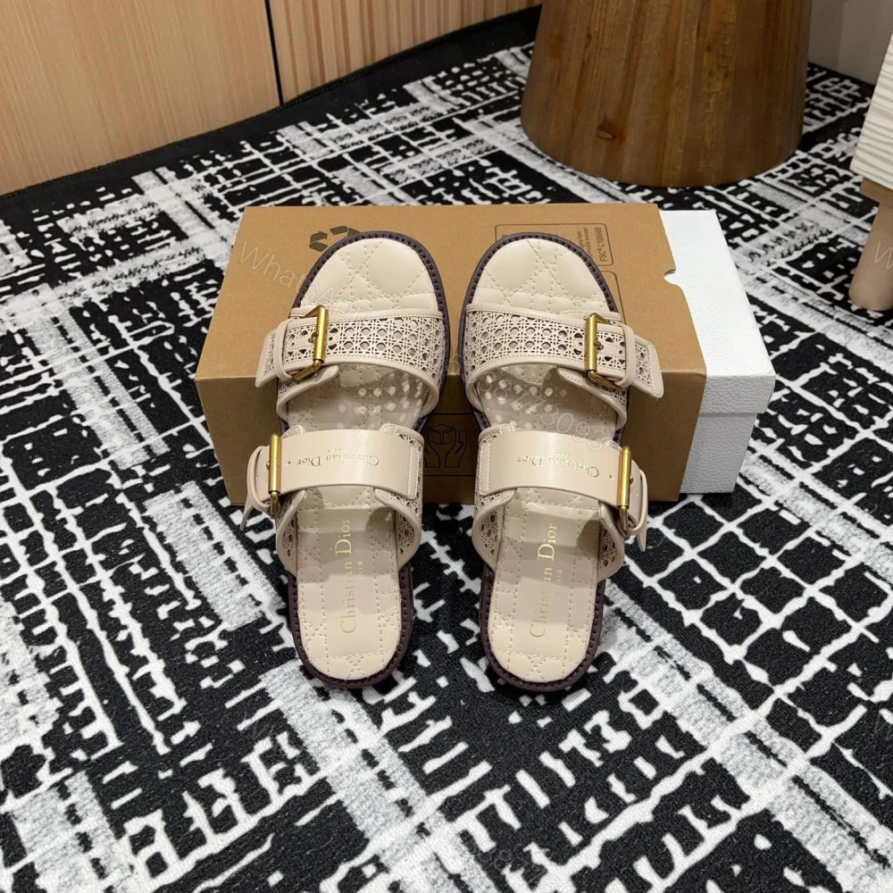 View 9 of 高仿Dior*D-Avenue系列KCO198圓頭塔扣一字拖鞋米色免檢版