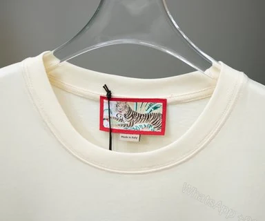 View 2 of GUCCI Tiger T-Shirt – GC0056