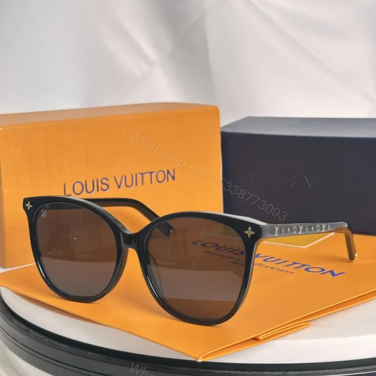 Louis Vuitton Premium Sunglasses - Black Acetate, Polarized UV400, Spring Hinges — view 1
